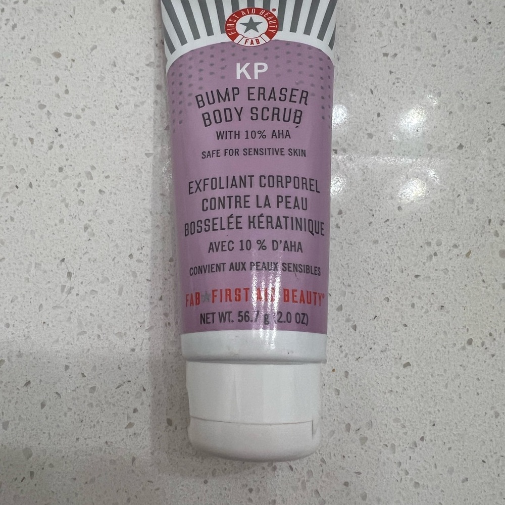 First Aid Beauty Exfoliant Scrub. New “sealed”